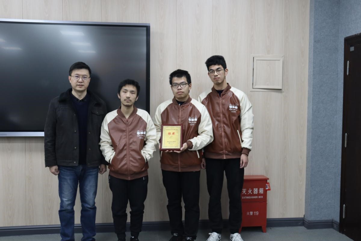 1639042358946975.jpg 1639042358946975.jpg